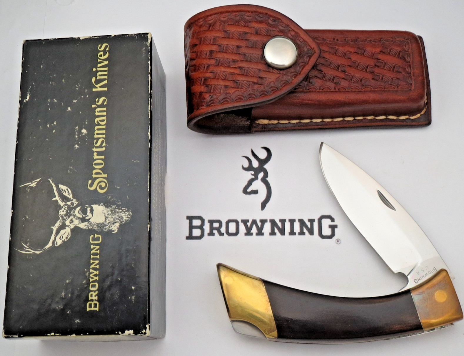 Vintage Browning USA 37181F Drop-Point Lockback Folding Knife - Mint with Box