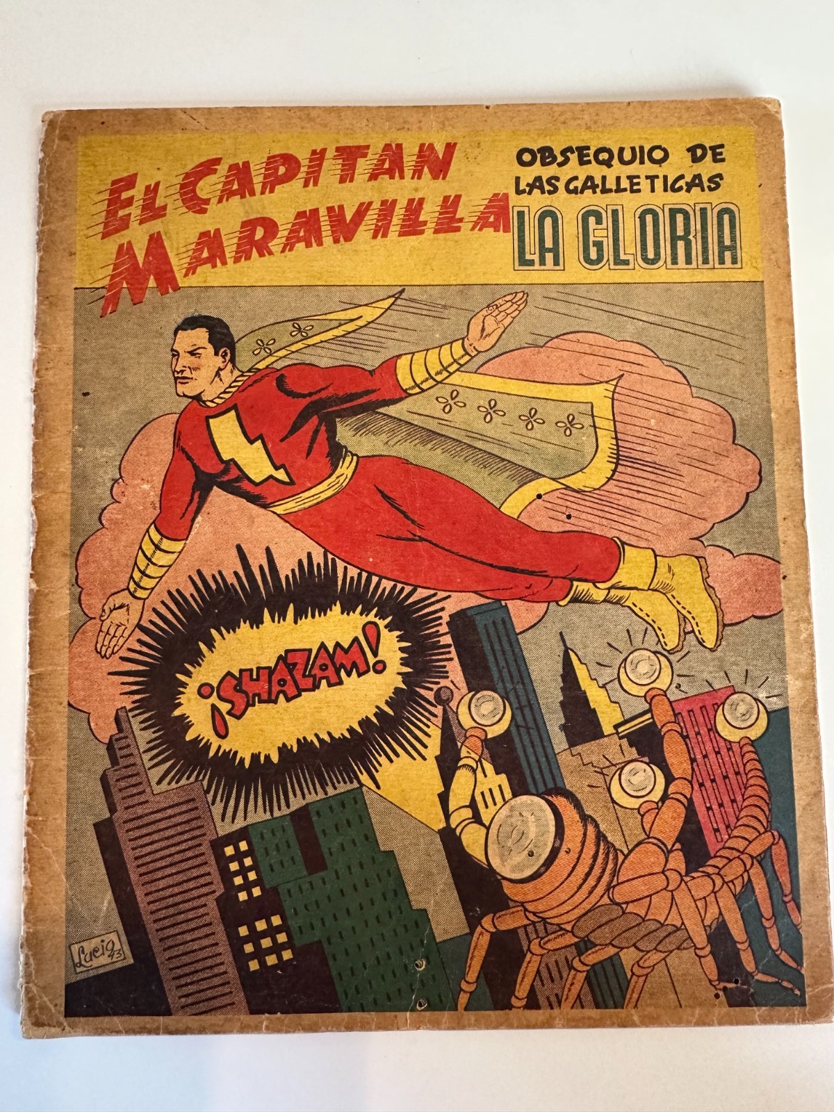 Vintage El Capitan Maravilla Captain Marvel Billy Batson Shazam Card Album