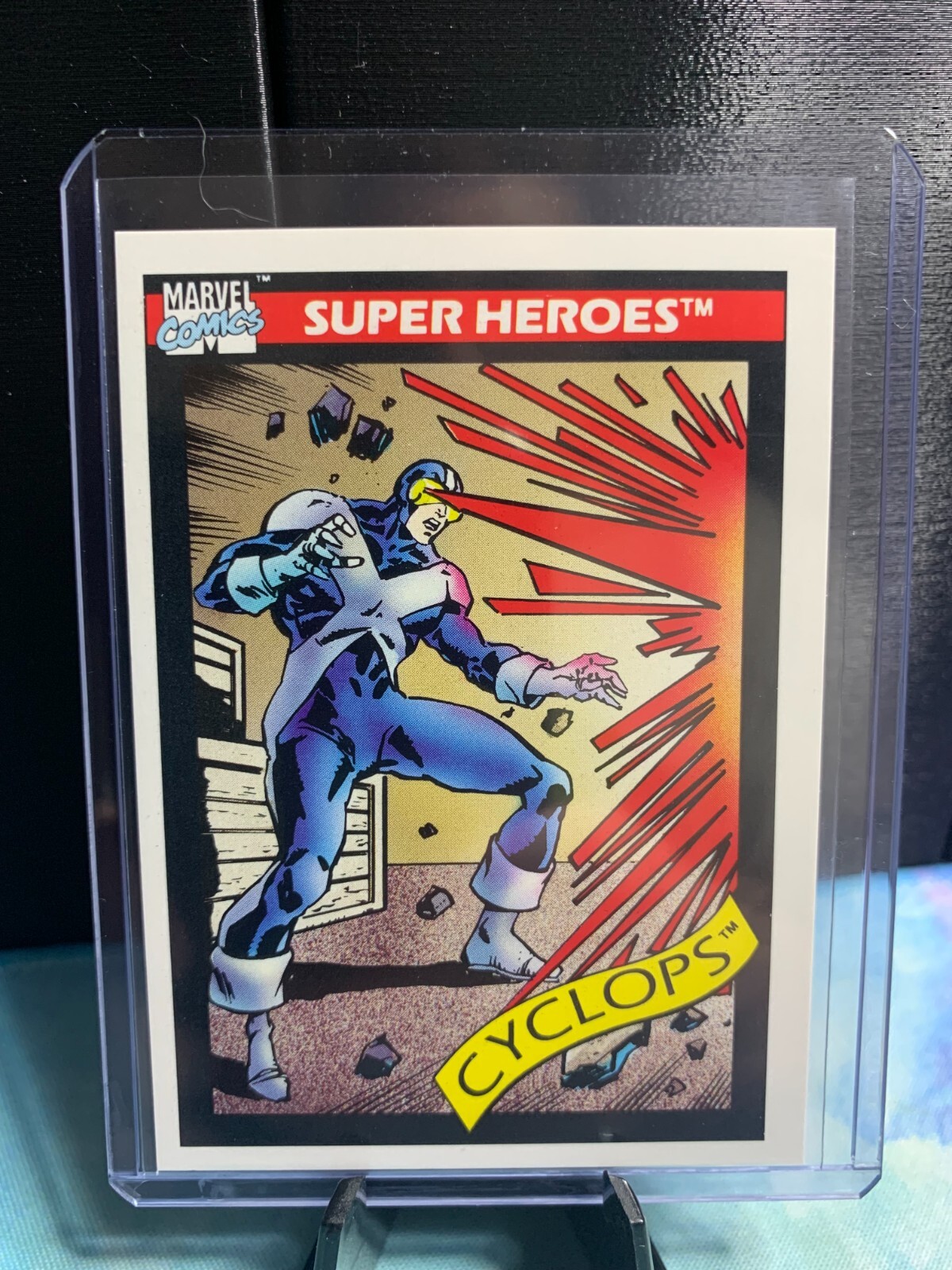 1990 Impel Marvel Universe Series 1 #8 Cyclops