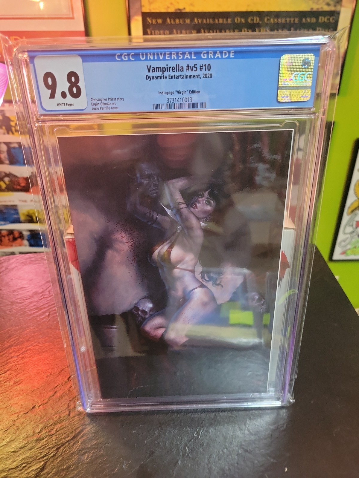 Vampirella #v5 #10 CGC 9.8 Indiegogo Virgin Edition Lucio Parrillo Cover