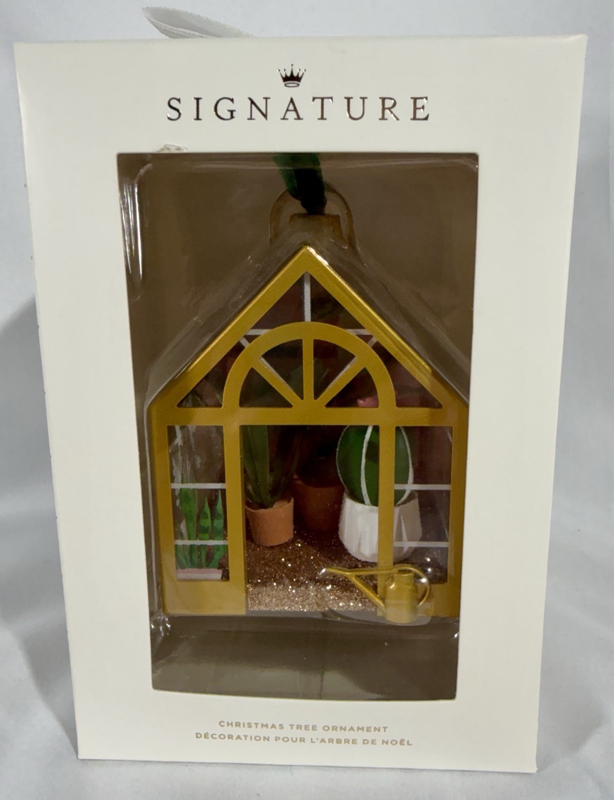 Hallmark Signature 