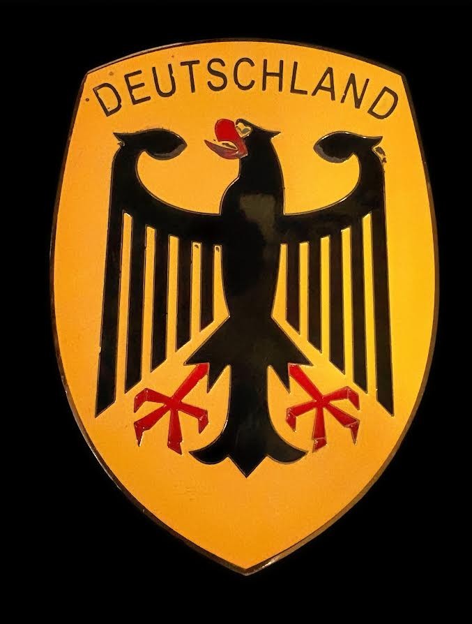 Vintage Deutschland Hood Badge Crest Volkswagen Beetle Bug Federal Eagle
