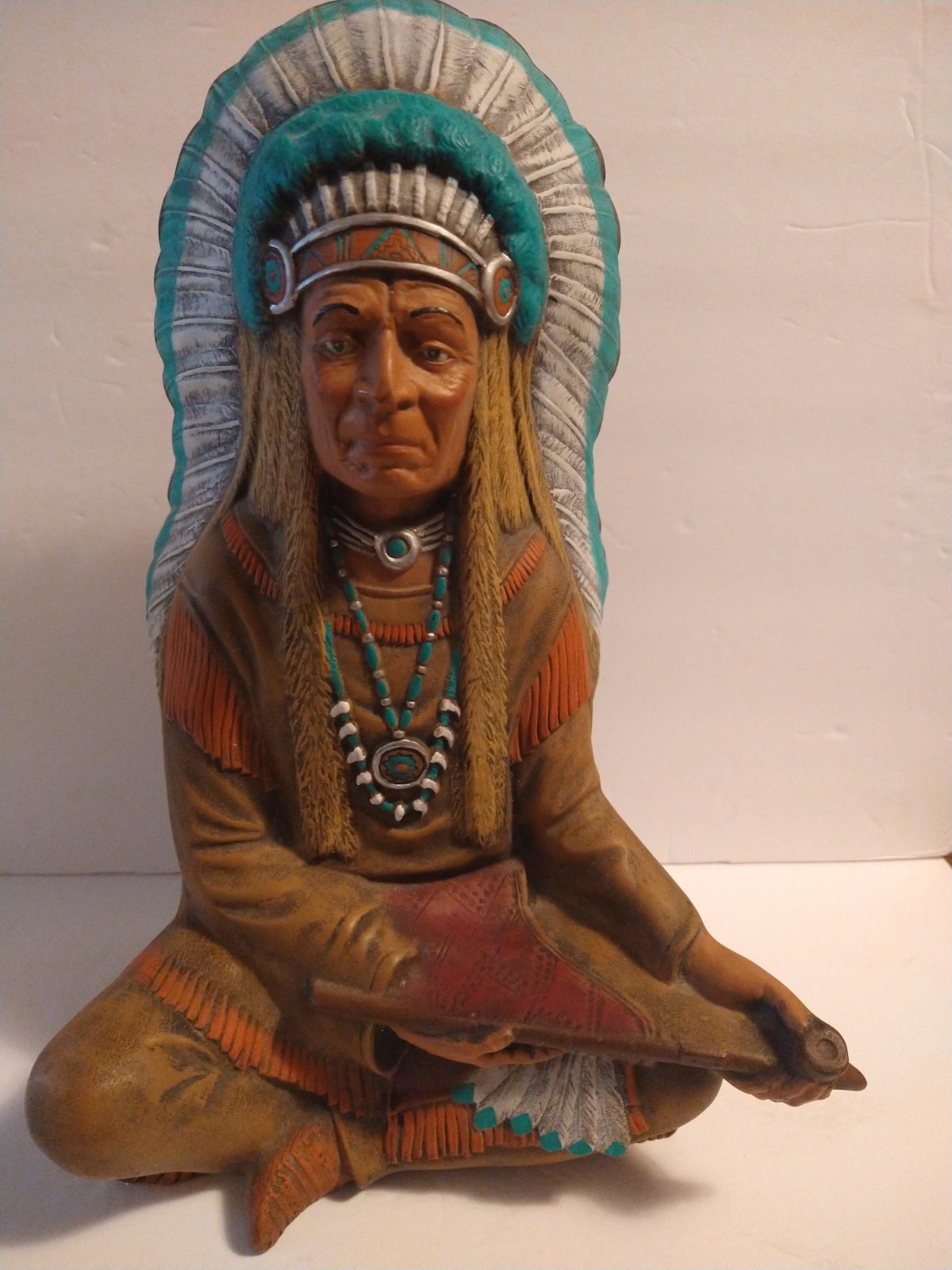 Native American Chief Sitting w/ Peace Pipe Vintage  1972 Byron Molds Sculpture