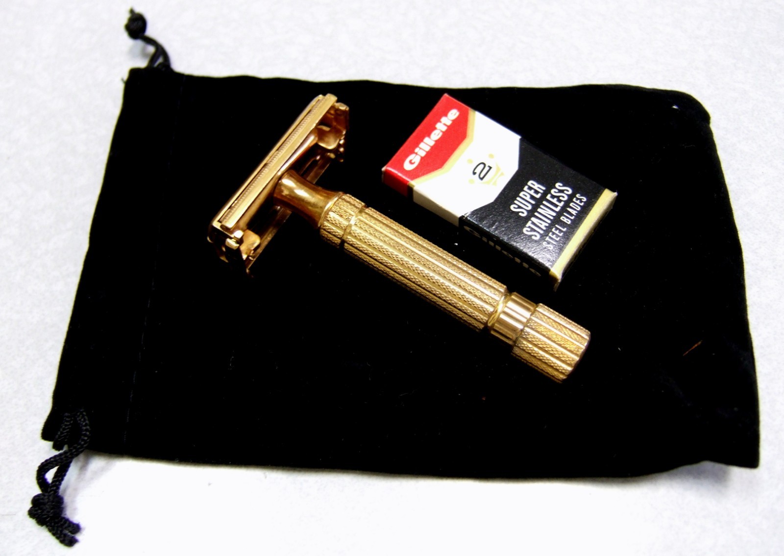 Vintage 1948-50 Gillette ARISTOCRAT TTO DE Safety Razor
