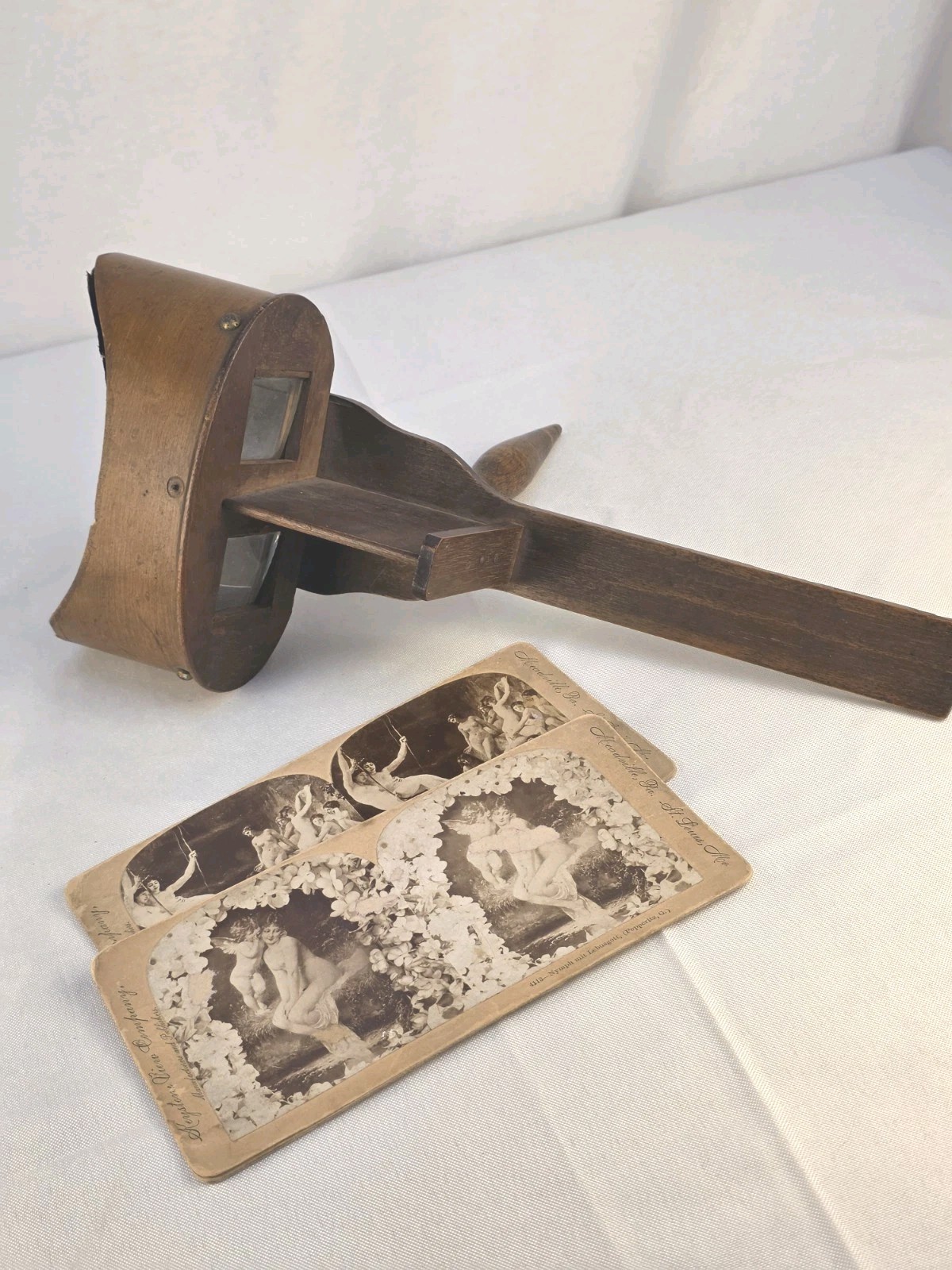 Antique The Perfecscope 1883 Stereoscope With 2 Keystone View Co. Nymph Cards-3D