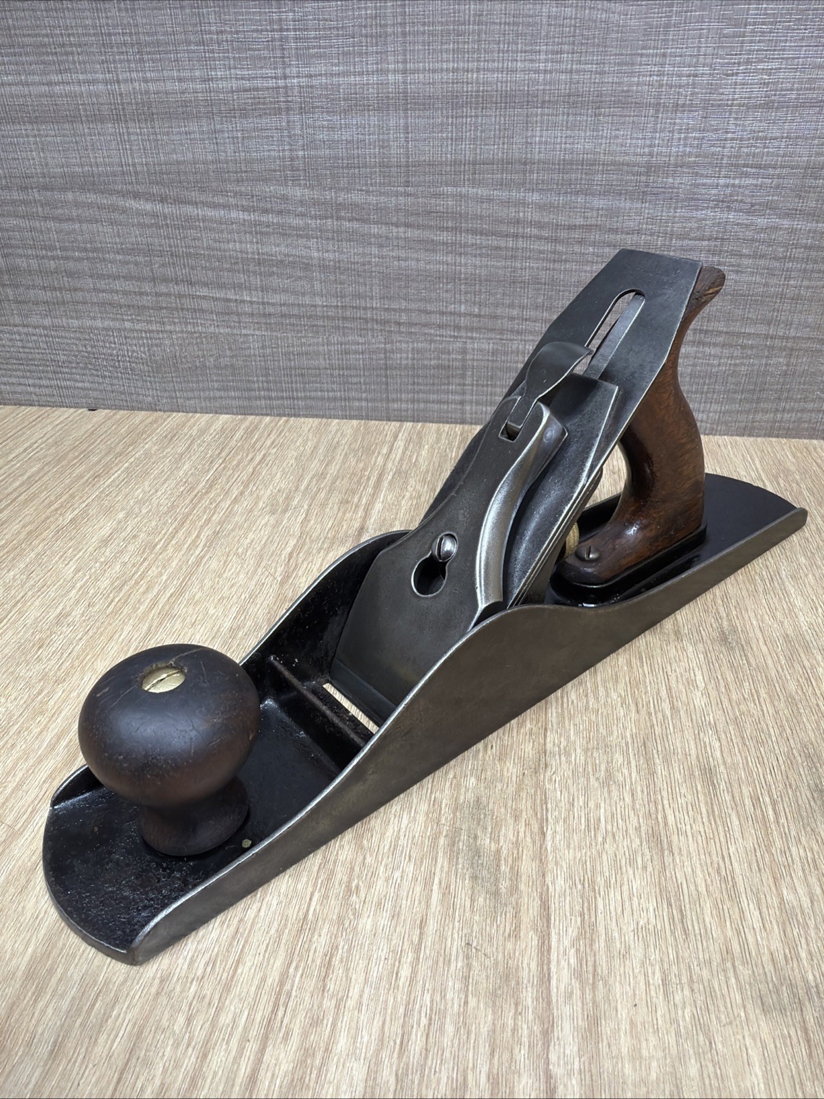 Antique Stanley L. Bailey Plane No. 5 Early Type Woodworking Tool USA