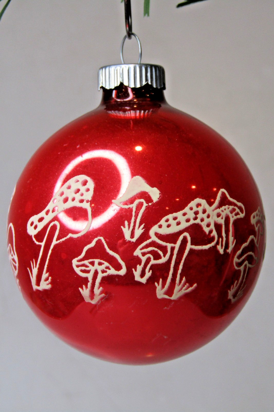 VTG Glass Stencil Pictured MUSHROOM PARADE Ball Christmas Ornament Shiny Brite