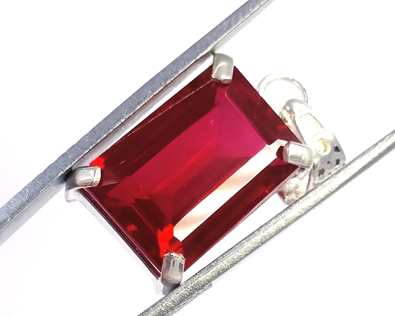 47 CT Natural Red Ruby Emerald Shape 925 Silver Pendant IGL Certified Gems 6JDA