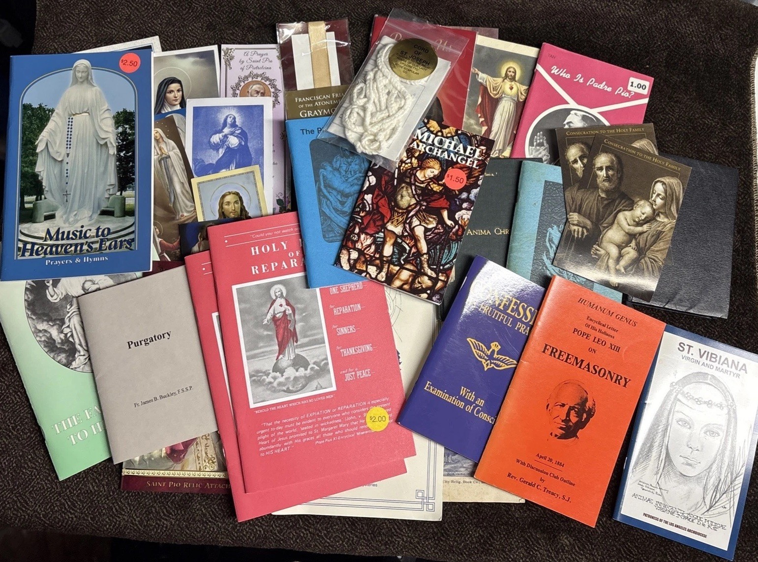 Vintage Catholic Prayer Booklets Books Pamphlets Cards Lot Pieces Religious lot9