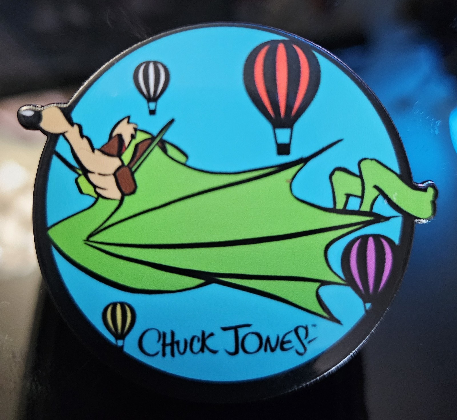 Chuck Jones Gallery Wiley E. Cayote Pin Balloon Fiesta Lapel Enamel Pin Signed 