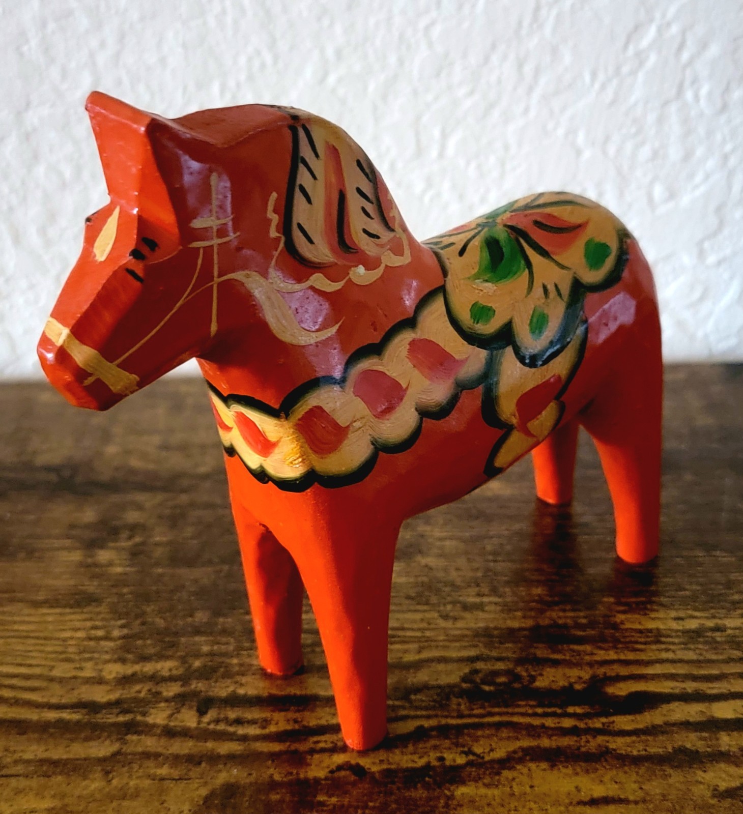 Vintage Nils Olsson Swedish Dala Horse Hand Painted Red Wood 6\