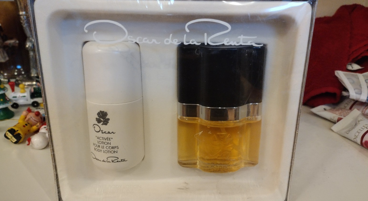 Vintage Oscar De La Renta EDT Eau De Toilette Spray 1 oz Lotion 2 oz Set