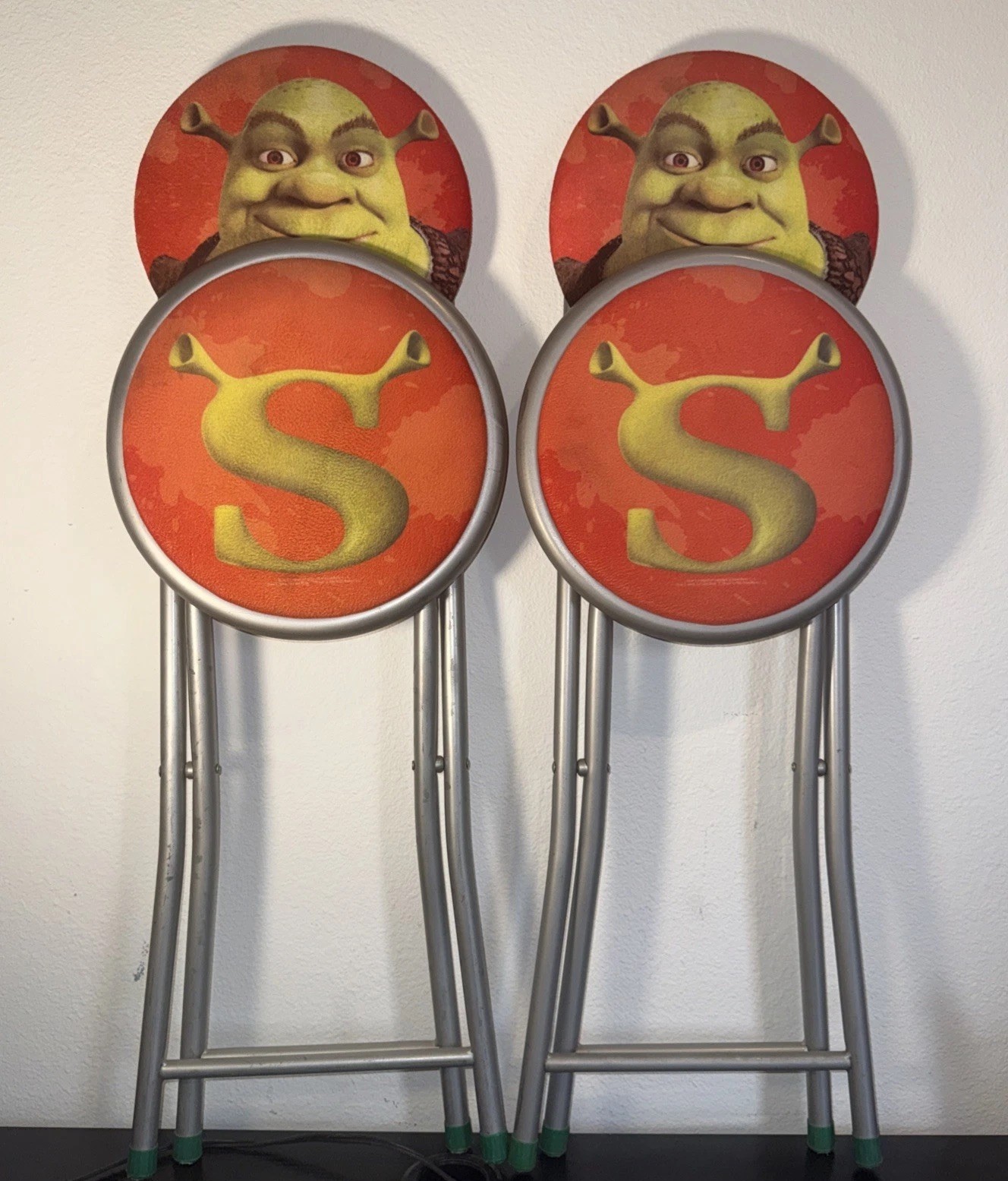 RARE Shrek Folding Chairs 2004 HTF 180 Lb Limit Bundle Of 2