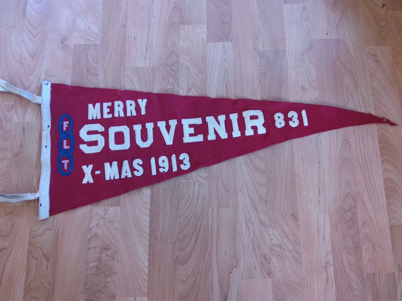1913 IOOF ODDFELLOWS MERRY CHRISTMAS FELT PENNANT SOUVENIR LODGE 831 CHICAGO 33