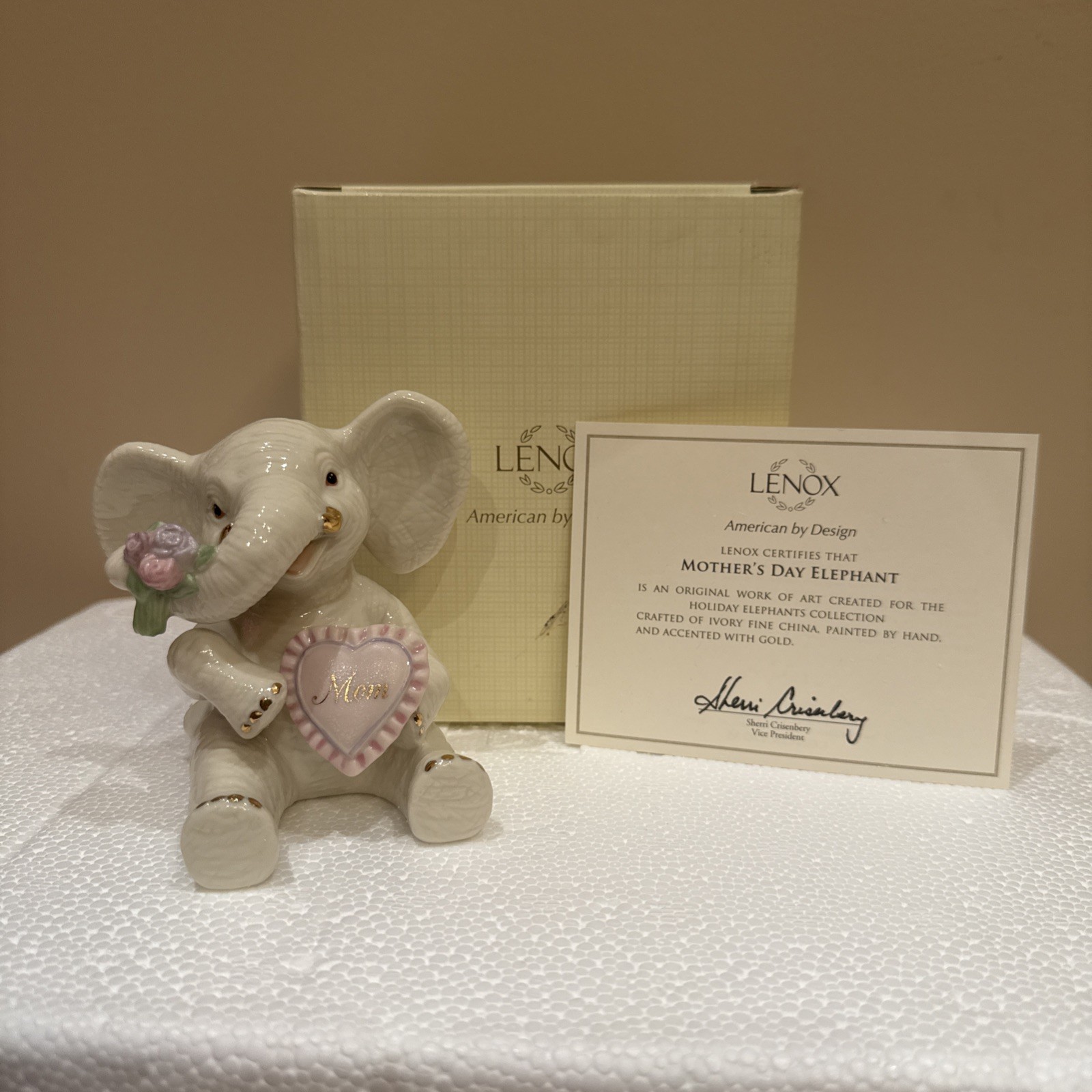 Lenox Mother’s Day Elephant ~ Gold Trim ~ Flowers Heart ~ 4” Tall ~ COA & Box