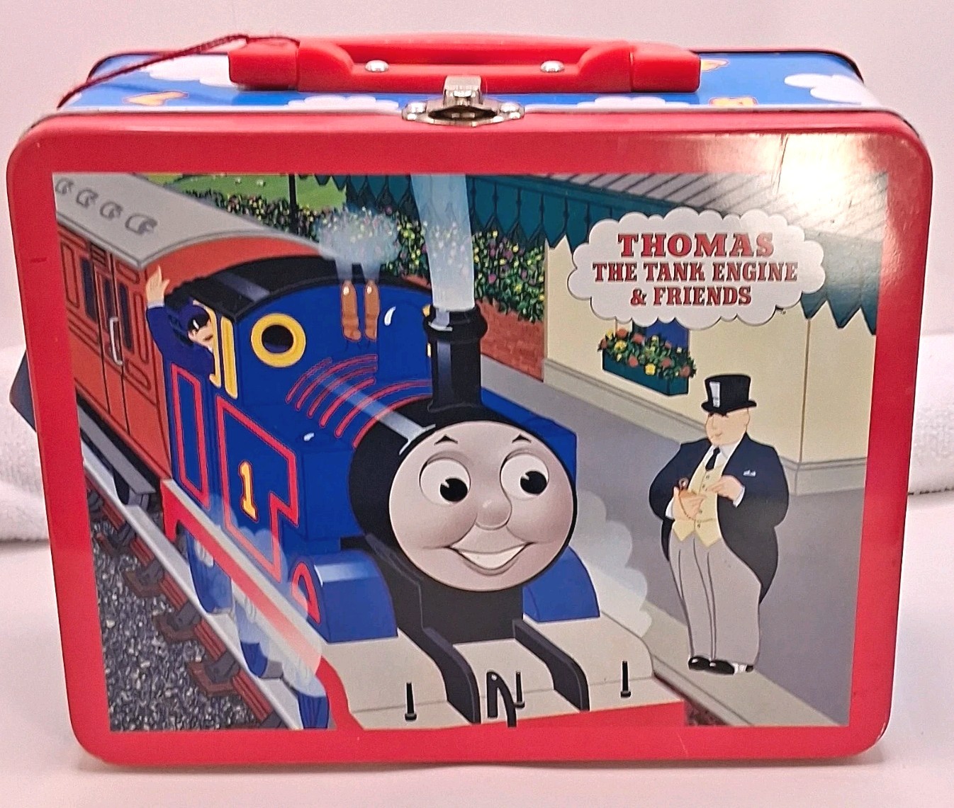 Vtg 1997 Schylling Thomas the Tank Engine & Friends Metal Lunch Box Tin