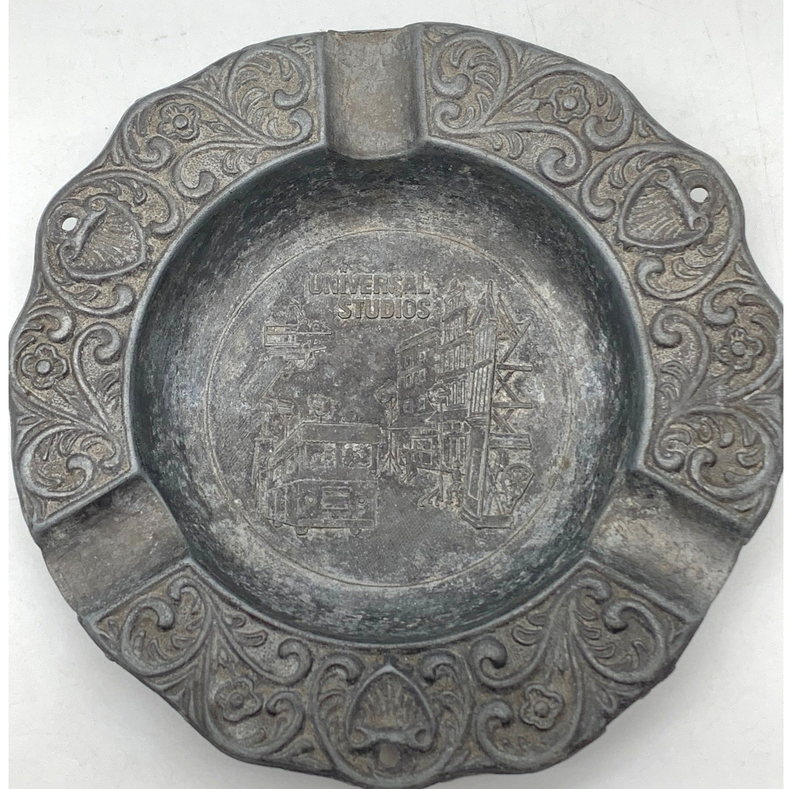 Vintage Universal Studios Hollywood Souvenir Metal Ashtray USA Pewter Tone