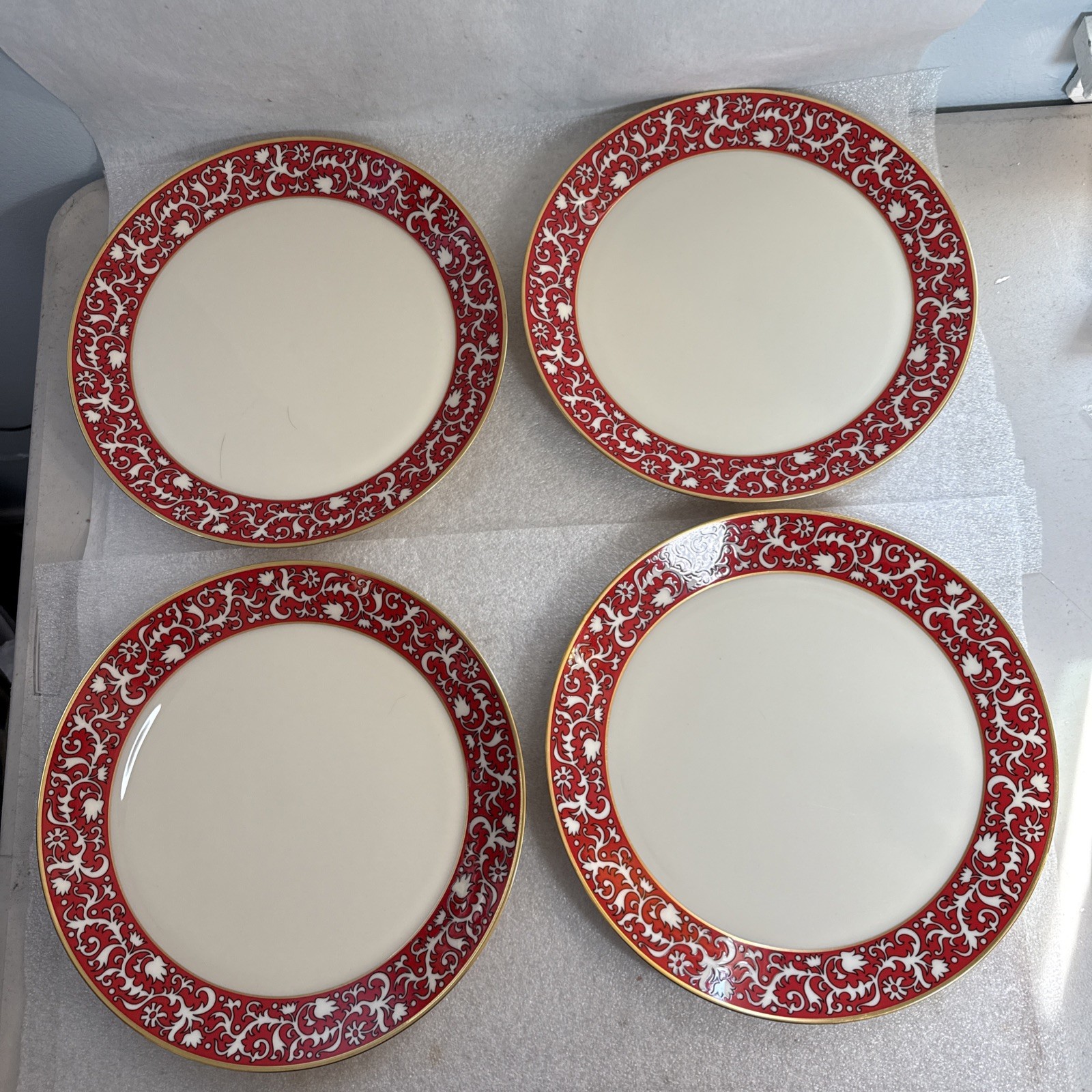 Set of 4 Lenox Firesong Dinner Plates