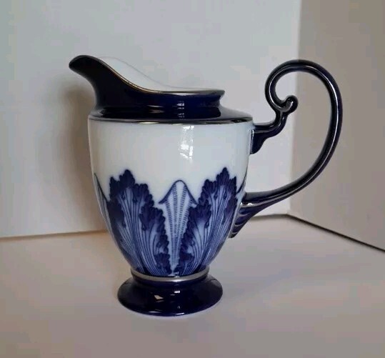 Vintage 98 Bombay Porcelain Cobalt Blue&white Creamer 5.5