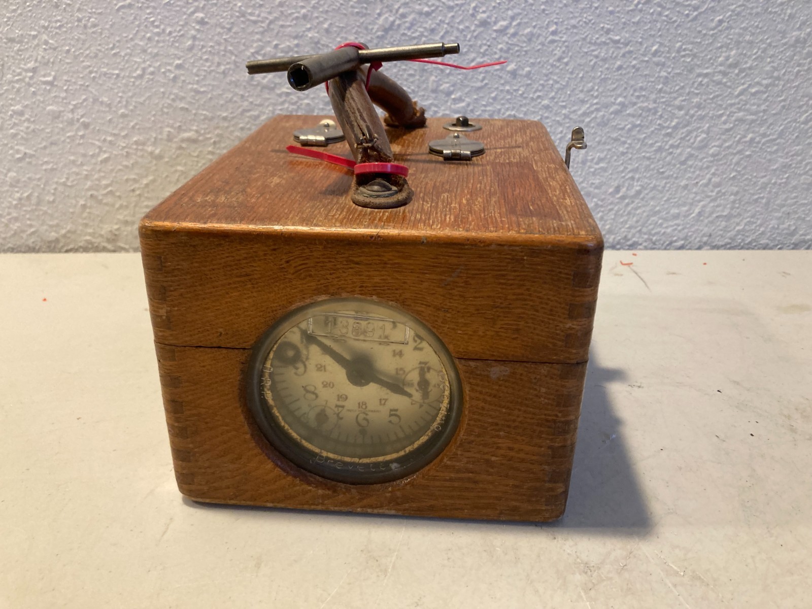 Antique 1920s 30s GERMAN BENZING Original Brevete PIGEON Timer Clock Wooden Box