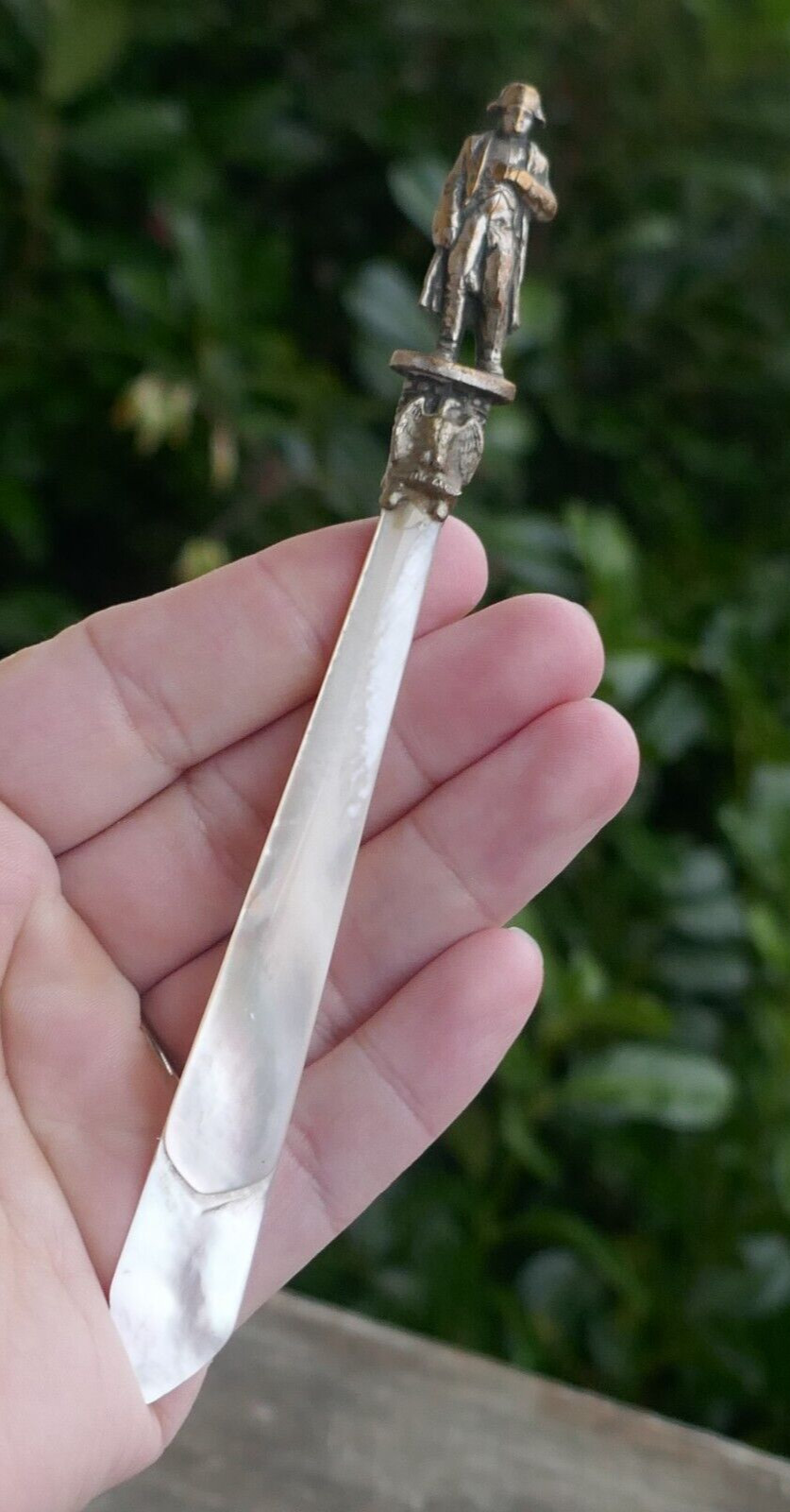 Antique Elegant 19th Century Napoleon Mother of Pearl Letter Opener - 6