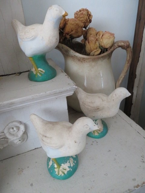 3 ADORABLE Vintage Garden Baby CHICKS CHICKENS Statue Chalkware Farmhouse Decor