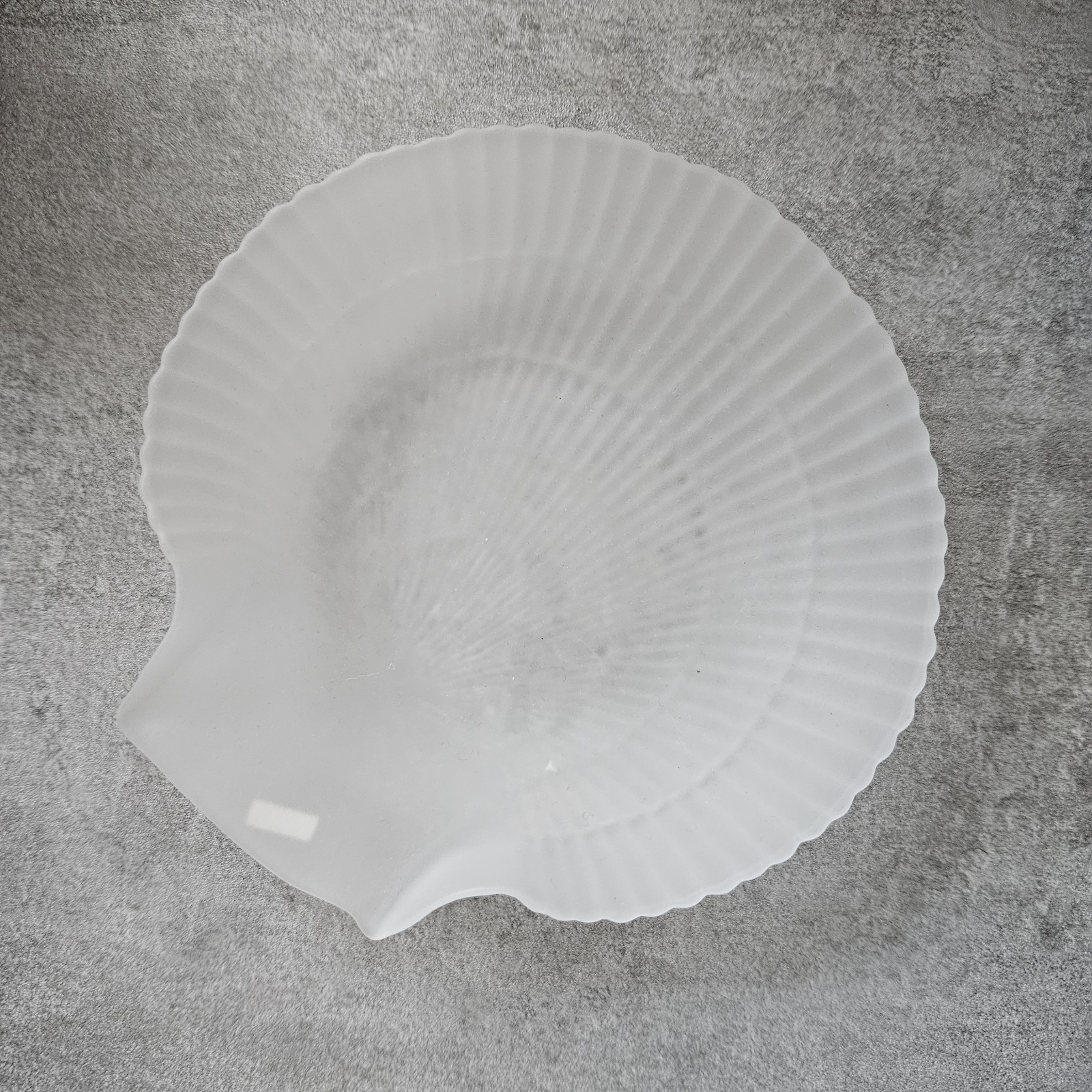 Vintage Glass Shell Tray 12cm x 3cm