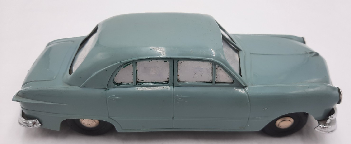 AMT Dealer Promo Car Ford Sedan Plastic Windup Toy 1950s Green Vintage