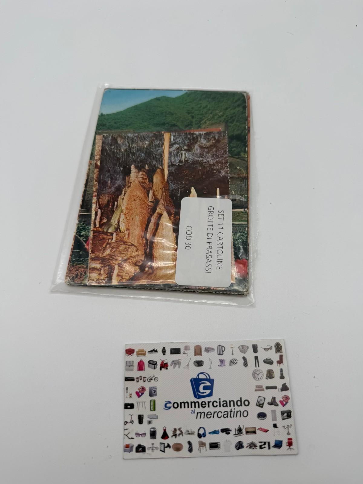 SET OF 11 POSTCARDS ASH CAVES