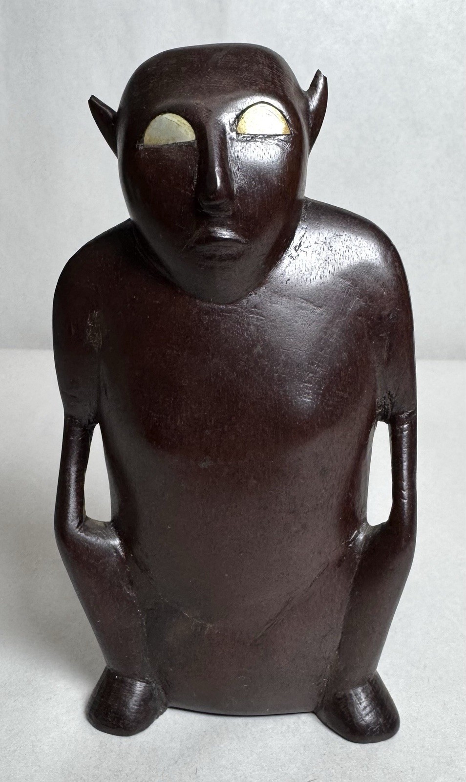 VTG Micronesia Tobi Island Squatting Figure Wood Carving Palau Inlaid Shell Eyes