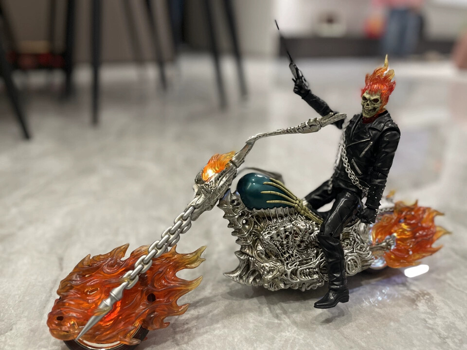 Ghost Rider Johnny Blaze 24cm*H Figure Statues Motorcycle Model Collectibles Set