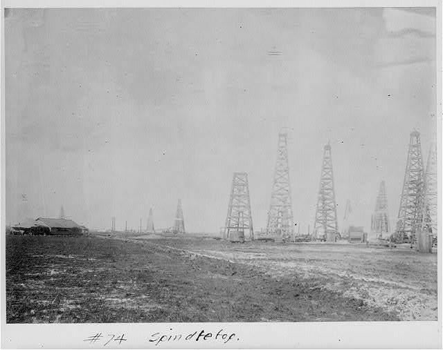 Photo:Spindletop Beaumont Texas 1901 Oil Industry Drilling Derricks