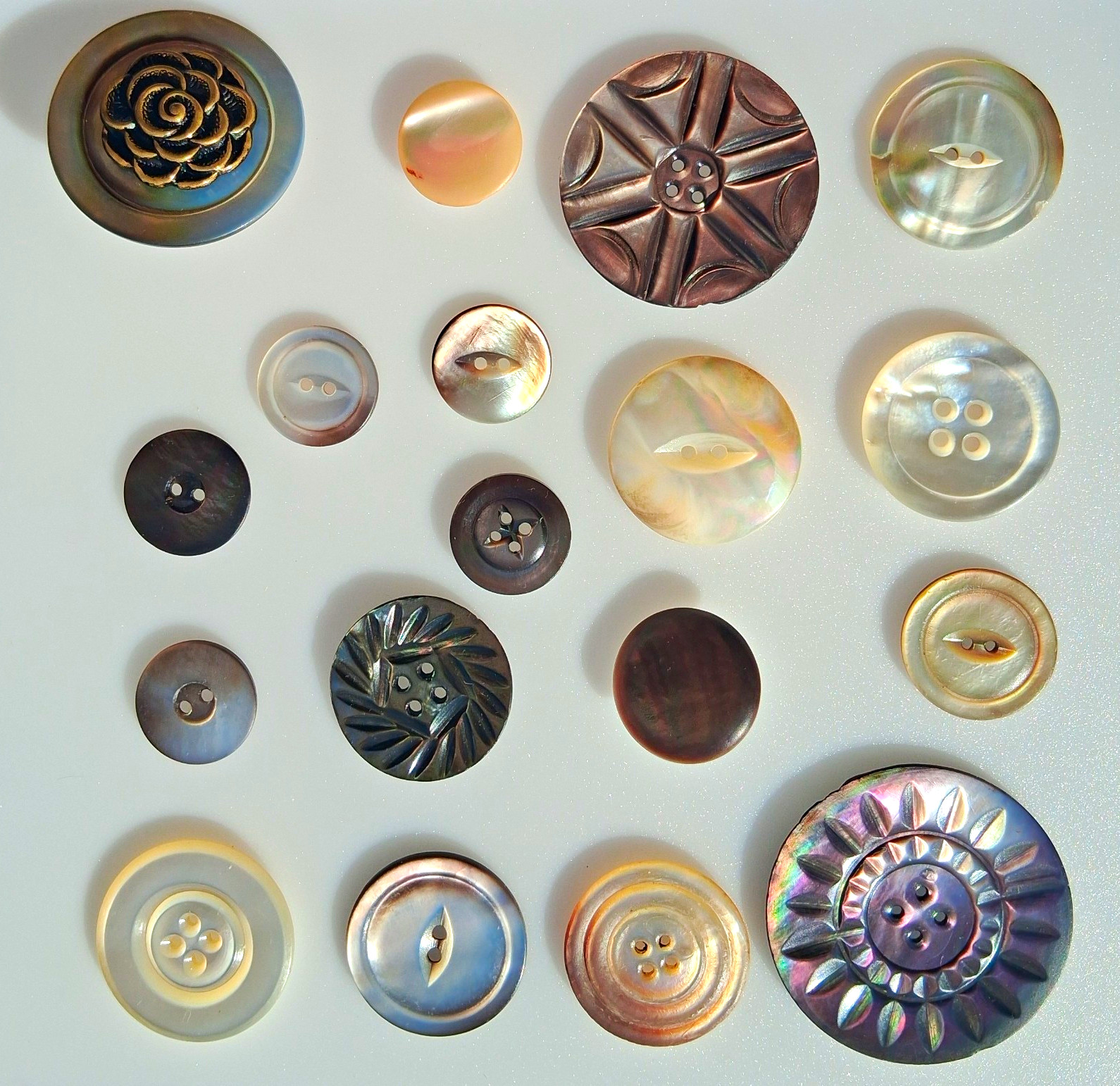 Vintage Antique Mother of Pearl, Smoky & Carved Shell Button Lot - 18pc