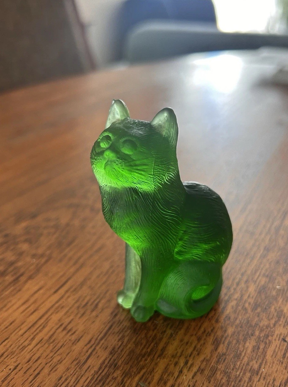Vintage Emerald Green Satin Mosser Cat 1970s Glass
