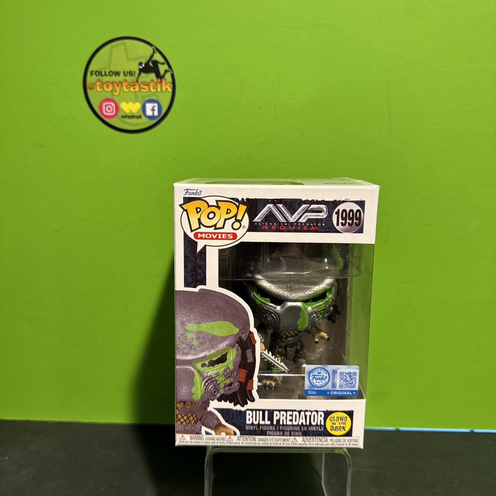 Funko Pop Vinyl Movies AVP Requiem Bull Predator Exclusive Glow in the Dark