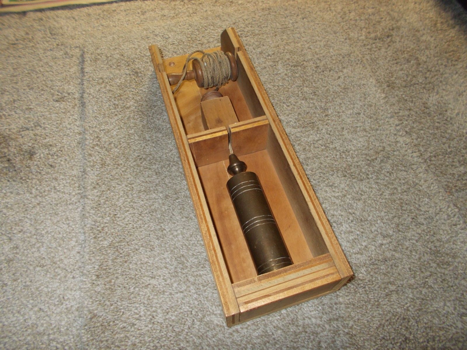 Antique Brass Dutch plumb bob 35 Ounce