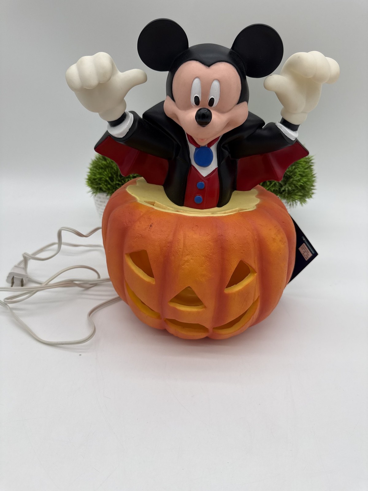 1997 Trendmasters Mickey Mouse Vampire Light Up Jack O Lantern Disney Halloween
