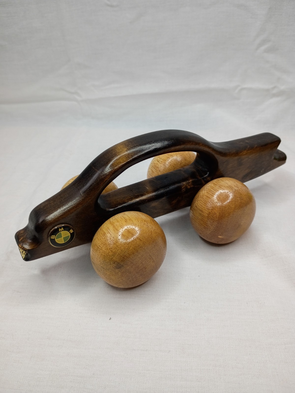 BMW 633CSi VTG Wood Massage Roller Toy Car E24 6 Series Collectible Automobilia