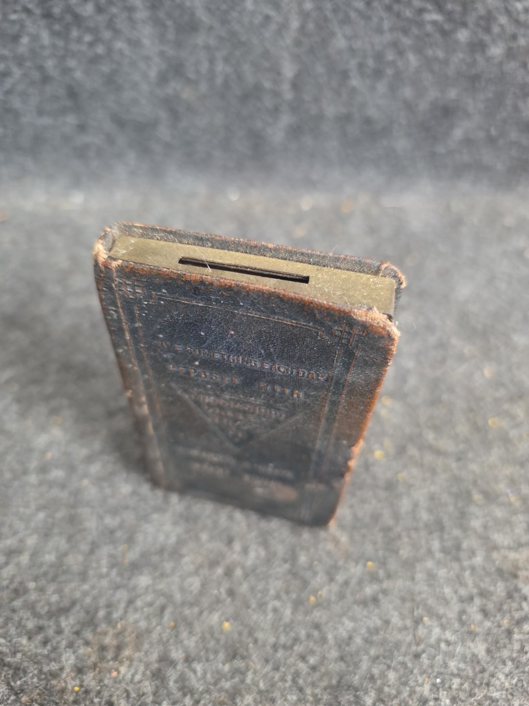 Vintage Book Shaped Bank Advertising Tin. Miss Valley Trust Co. St Louis. Rare