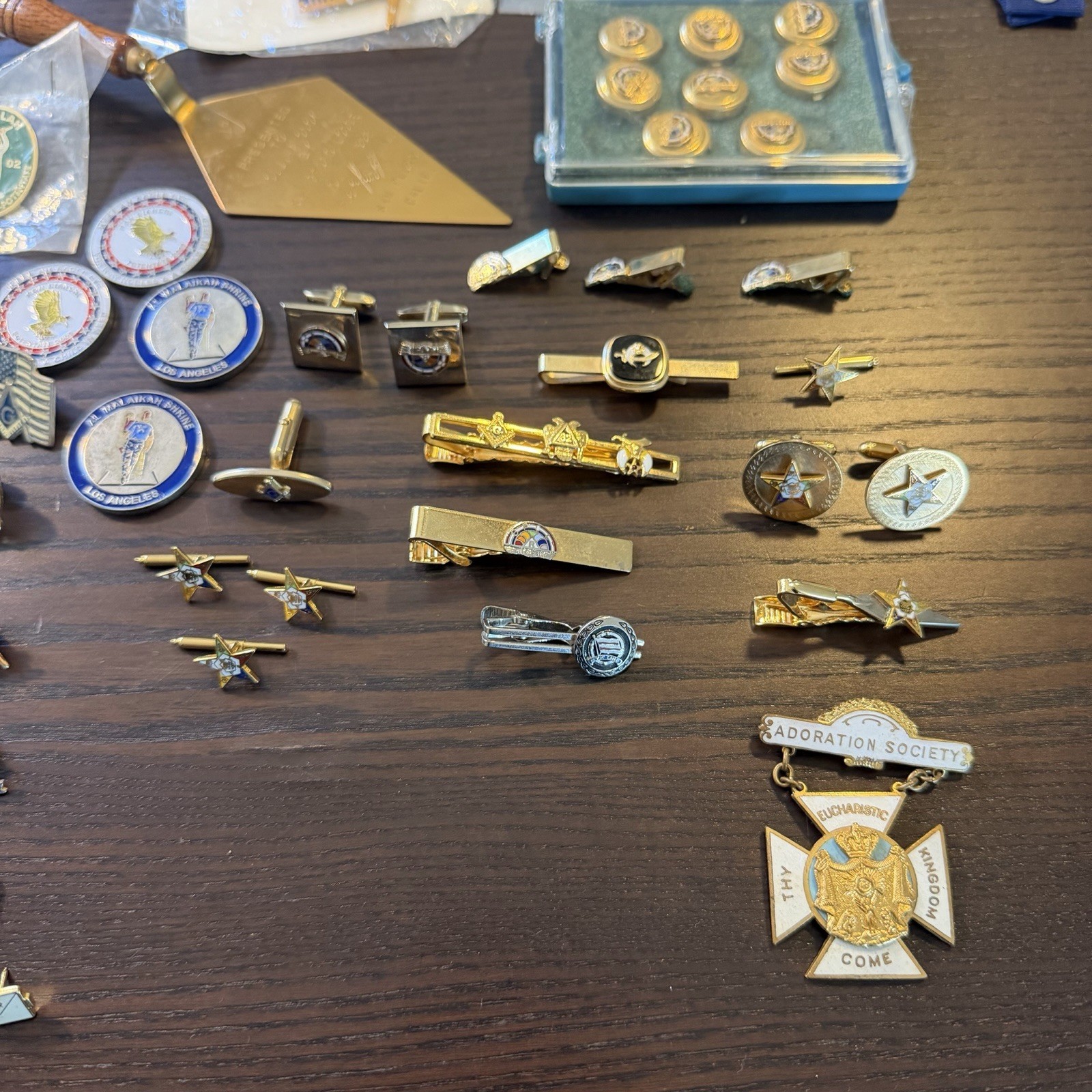 VTG Masonic Shriners Estate Lot Trowel Hiram Award Pins Cufflinks Bolo Medallion