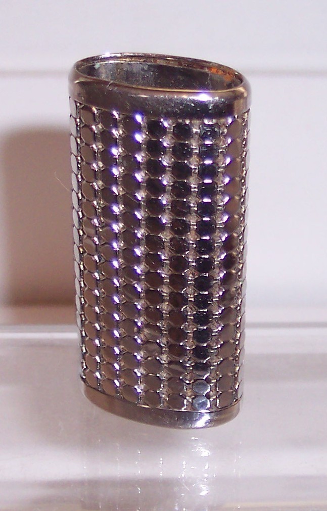 Vintage 1986 Whiting and Davis Silver Tone Metal Mesh Lighter Holder Sleeve Case