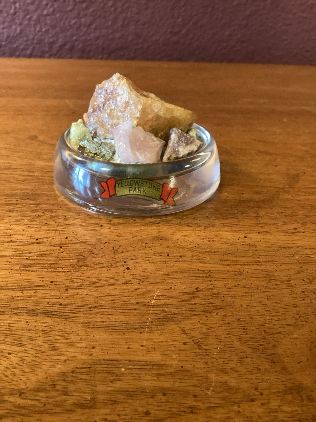 Vintage Hazel Atlas Yellowstone Park Souvenir Glass Bowl W/Raw Crystals