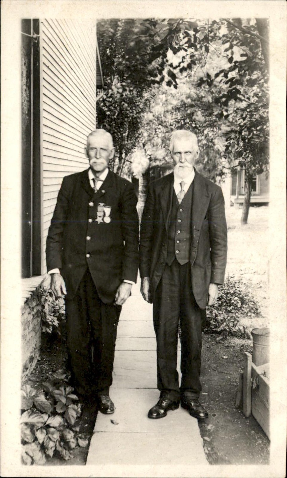 Two elderly men in suits CIVIL WAR VETERANS MEDALS c1910 Real Photo Postcard bhn