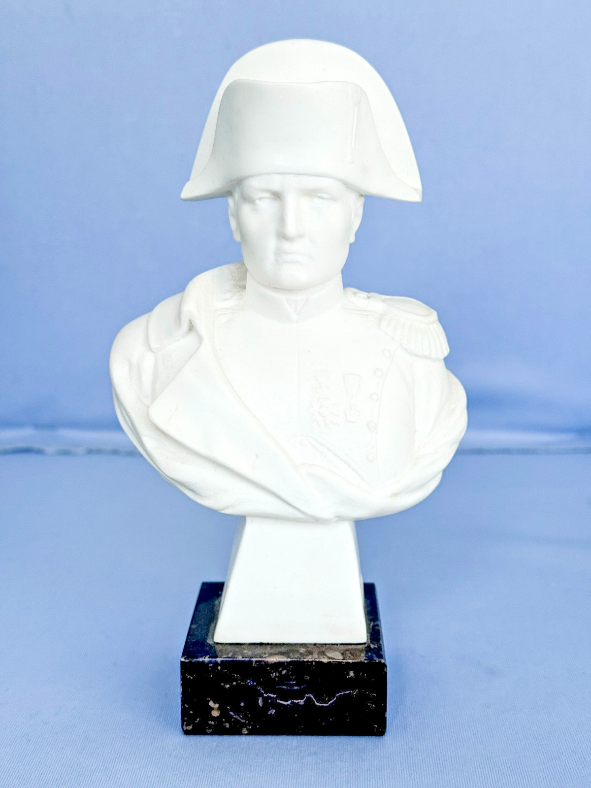 C1910 Bust Statue France Emperor Napoleon Bonaparte Signed Waterloo Battle War
