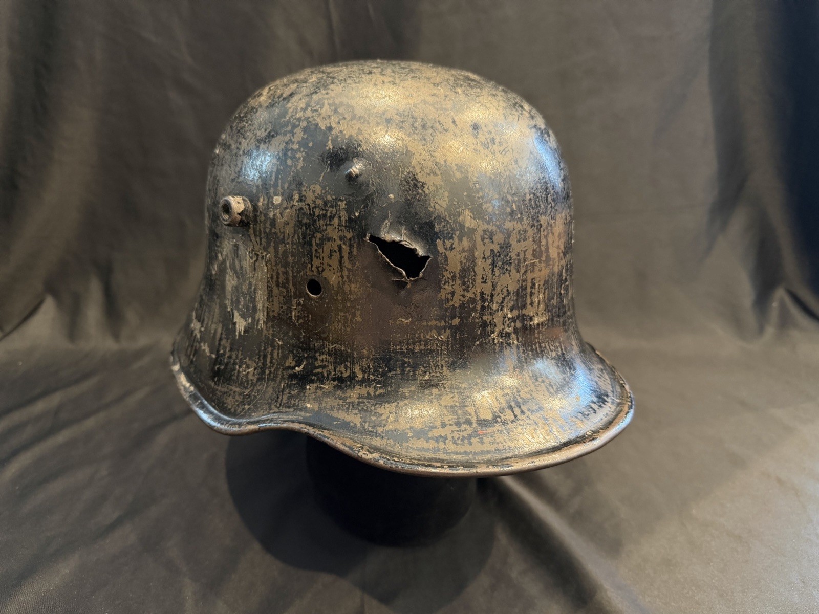 WWI WW1 German Battle Damaged M16 Helmet Production Marks Present