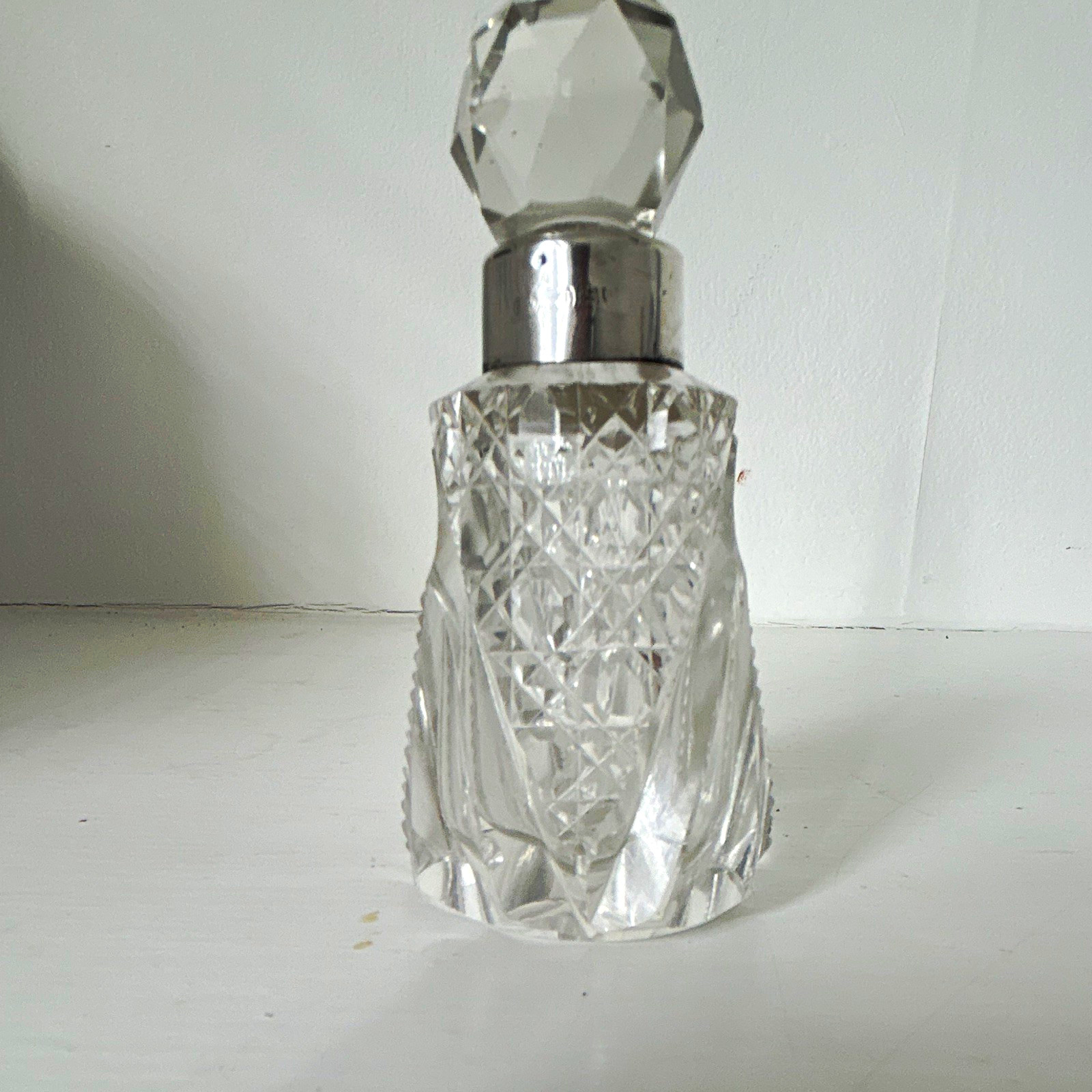 Antique Sterling Silver Collar Cut Glass Perfume Scent Bottle Flawless Birmingha