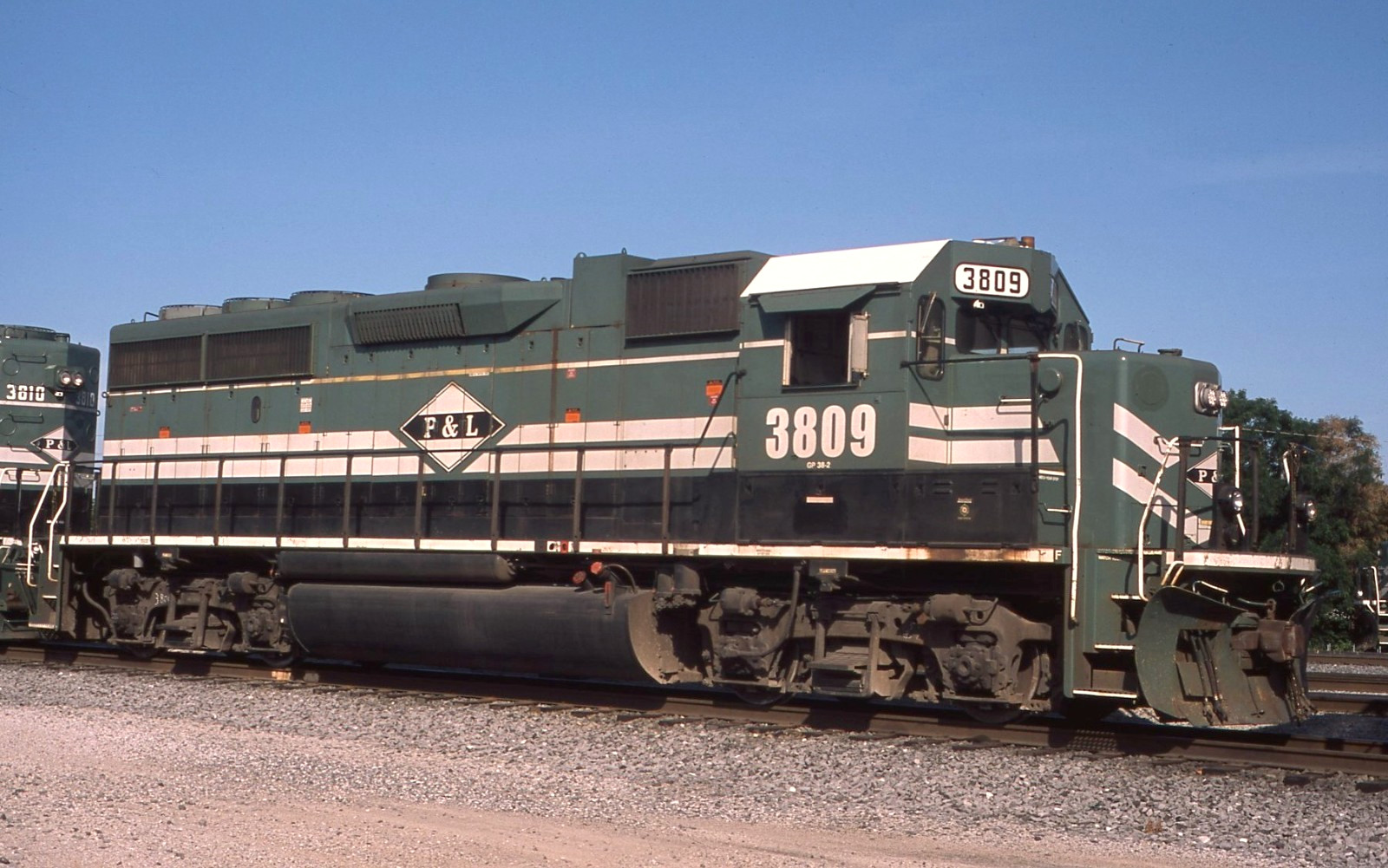 Original Slide: PAL Paducah & Louisville GP38-2 3809