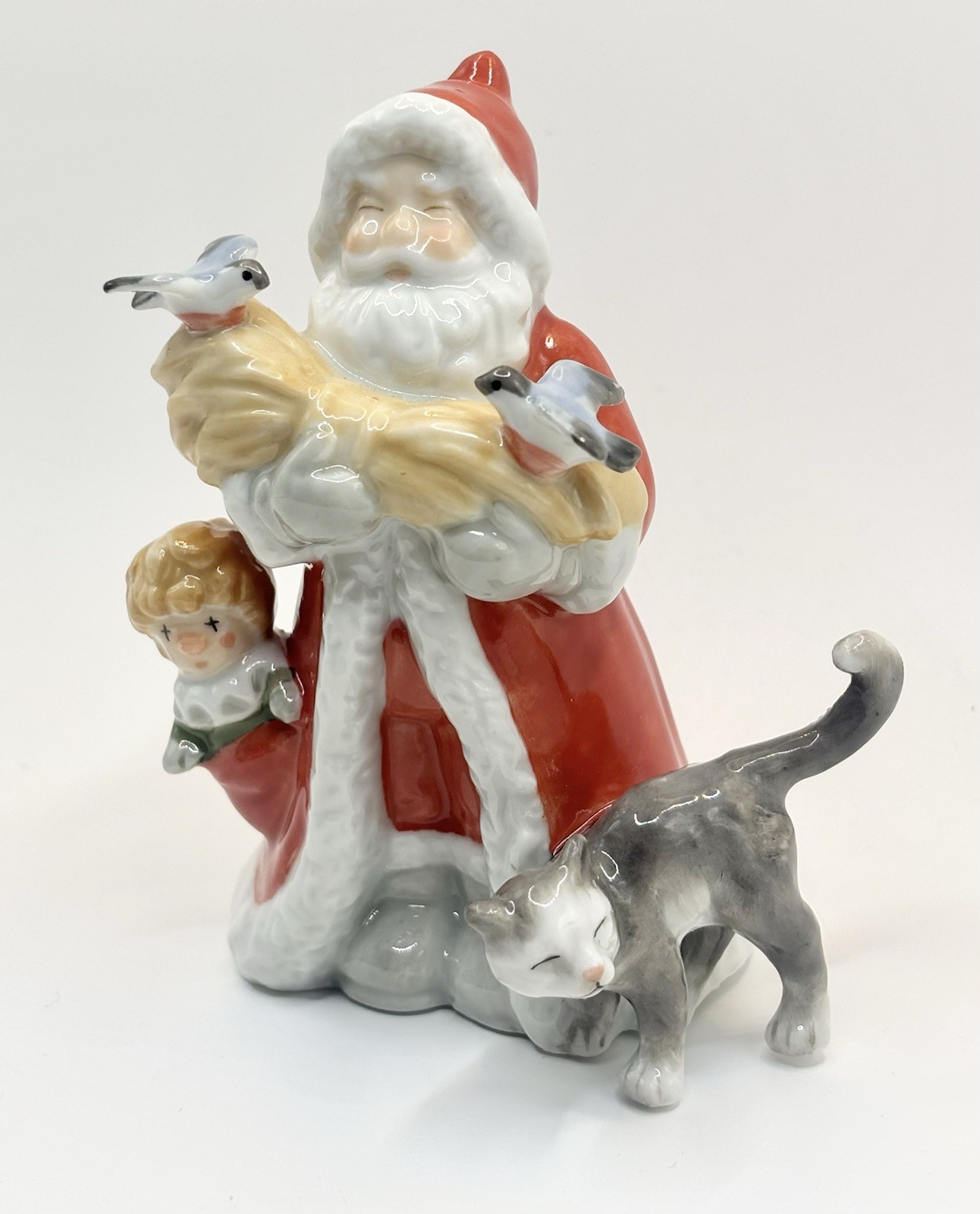 Royal Copenhagen 2010 Annual Santa Limited Edition Porcelain Figurine With BOX