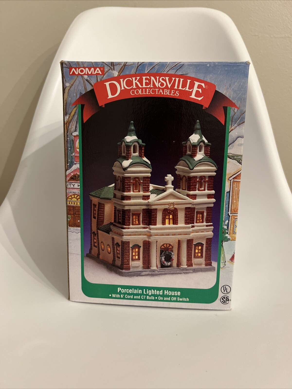 VTG 1995 Dickensville Noma Porcelain Lighted House Two Tiered Church W/ BOX