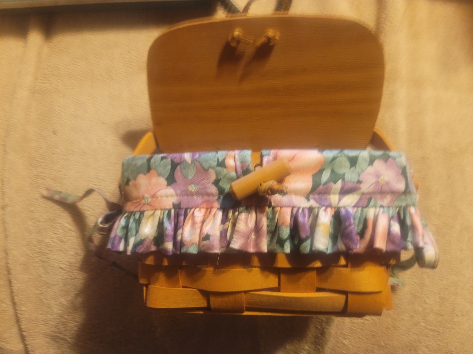 VTG 1997 Longaberger Mini Child Basket Purse w/Lid Floral Liner & Ceramic Plaque